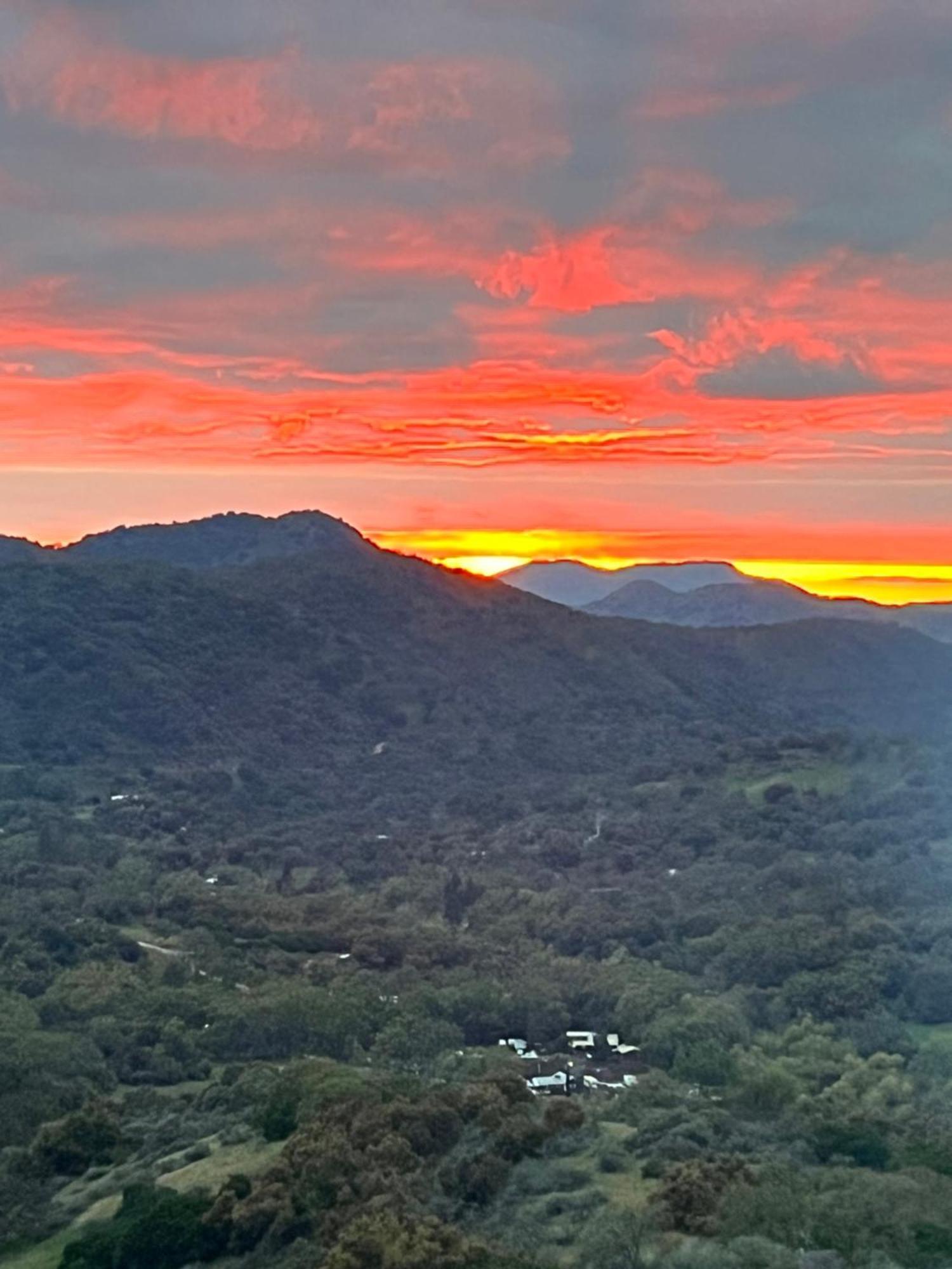 Mystic Mountain Retreat Villa Miramonte Екстериор снимка
